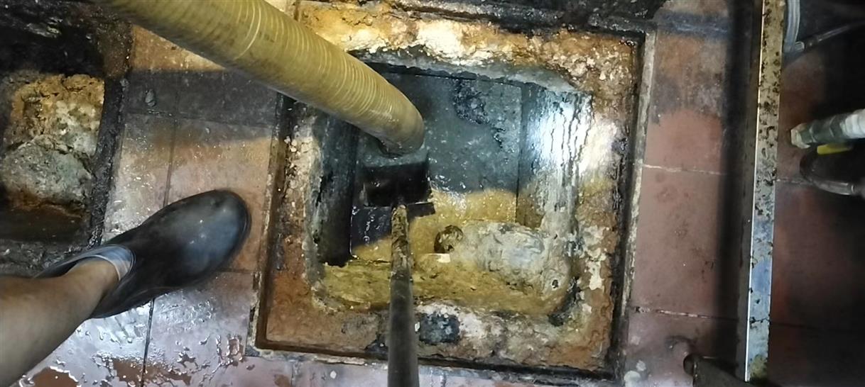 大涌镇污水池清理一般都有毒气，怎么预防中毒呢？