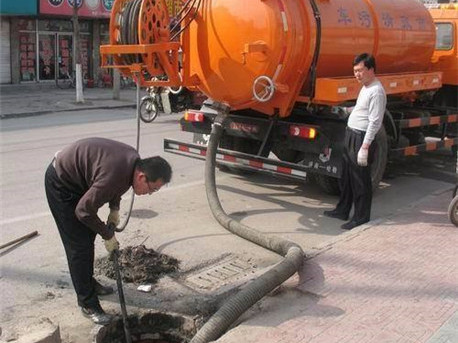 大涌镇清掏化粪池，健康生活从这里开始